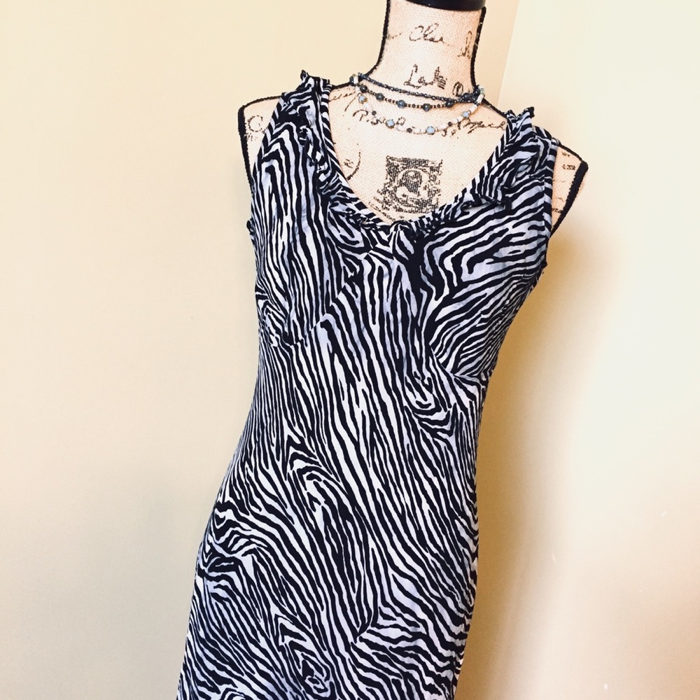 Karen Kane Animal Print Maxi Dress - Picture 2 of 8